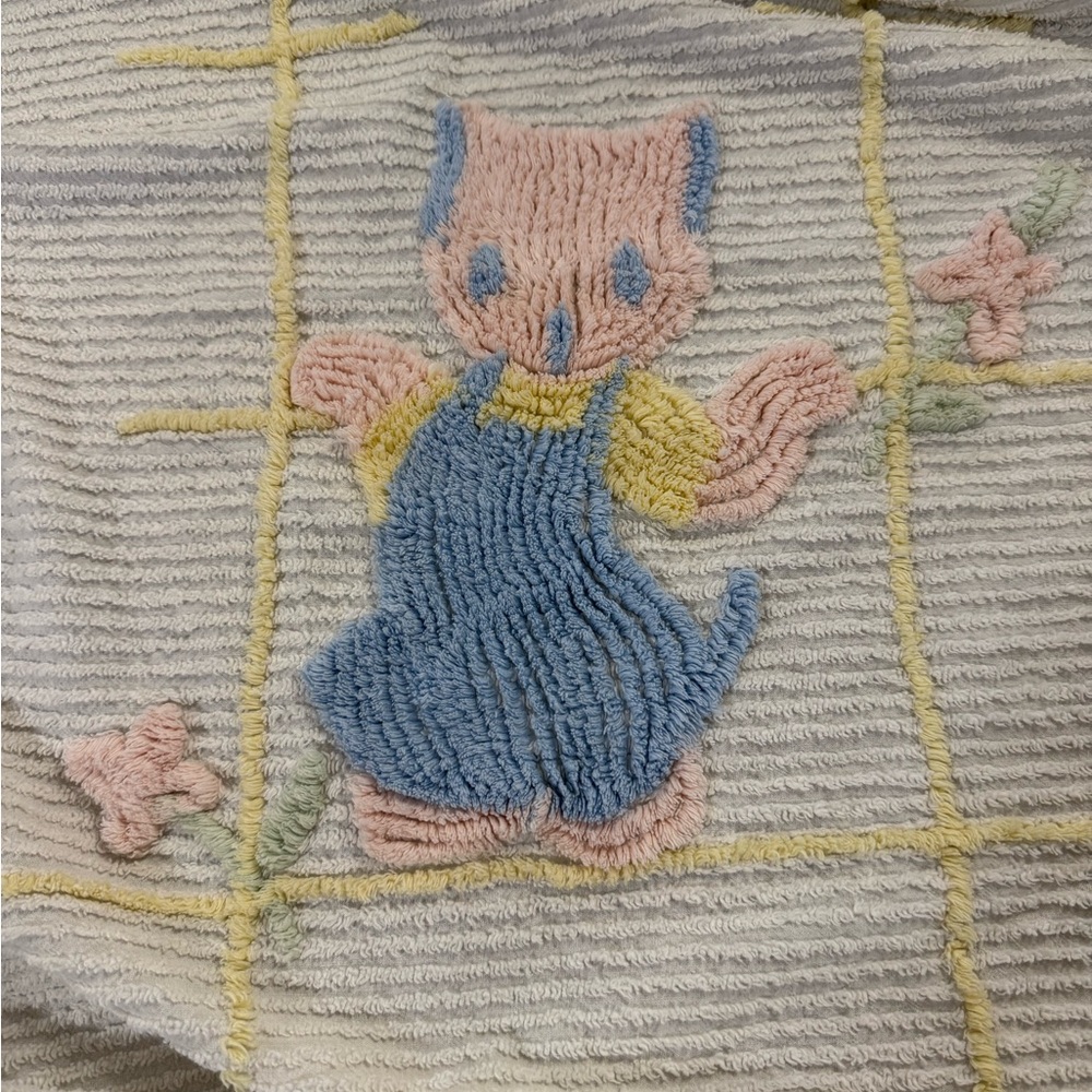 Chenille-  Vintage Pastel Cat Quilt